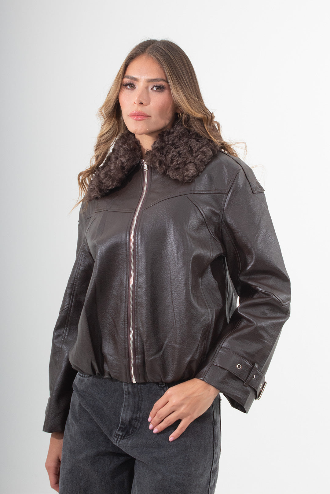 Chaqueta CUERO