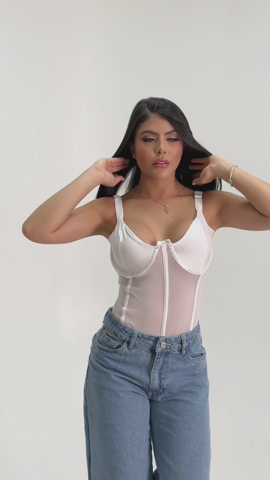 Cargar vídeo: Jean SIENA mujer