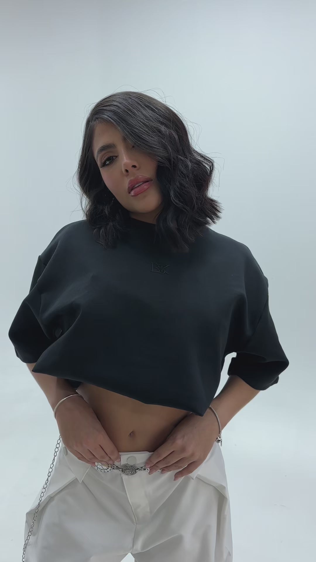 Cargar vídeo: Camiseta ZIREA mujer
