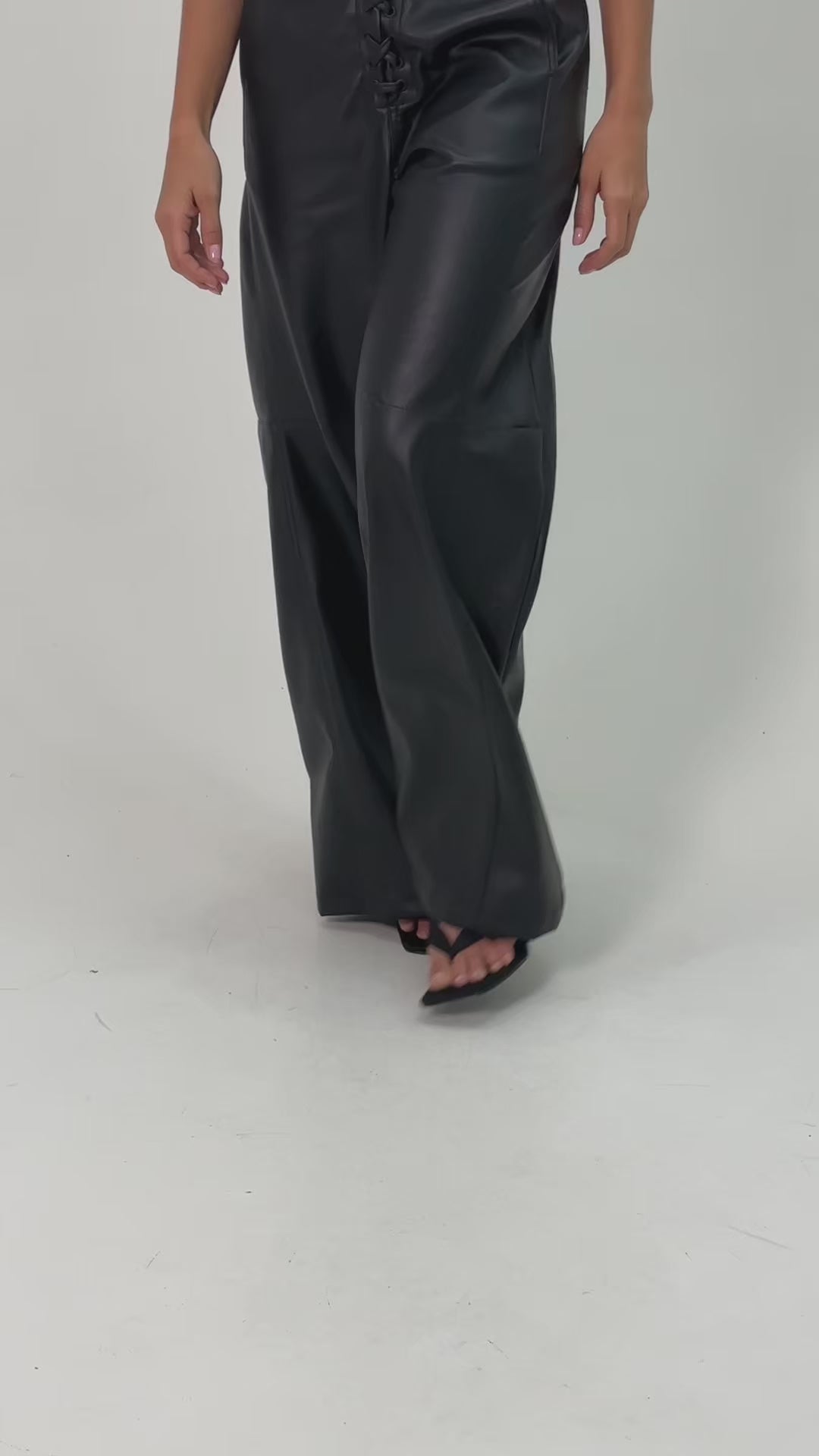 Cargar vídeo: Pantalón ROMMA