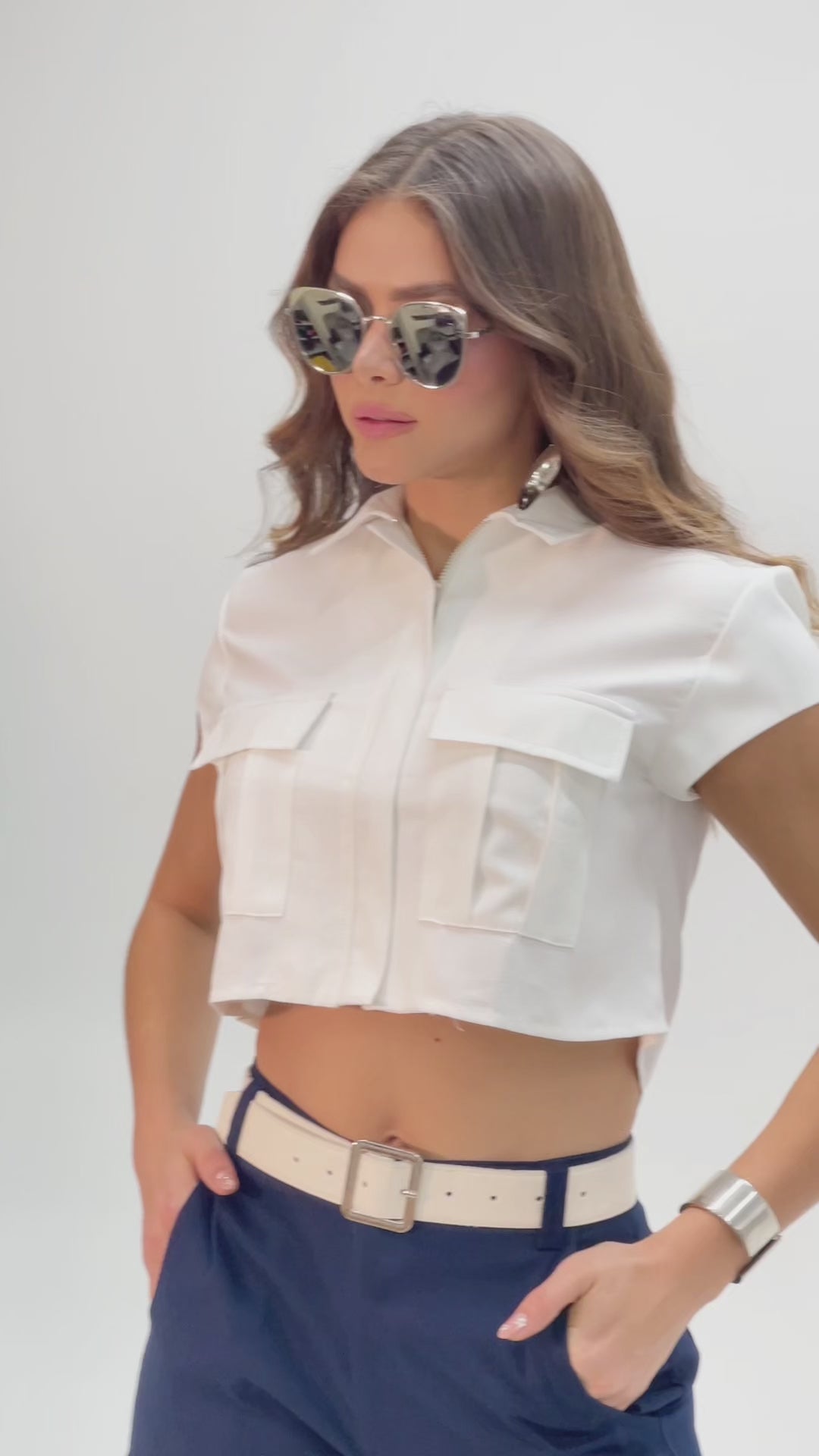 Cargar vídeo: Pantalon JANESSA mujer | ByBsika