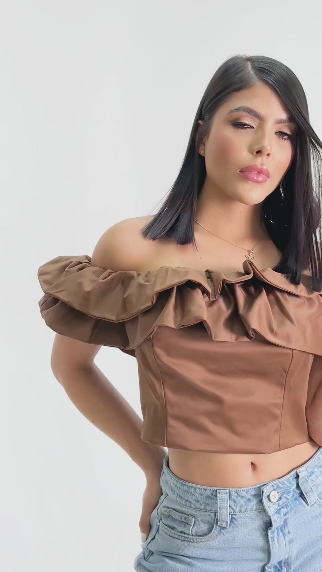 Cargar vídeo: Crop Top ROWE mujer